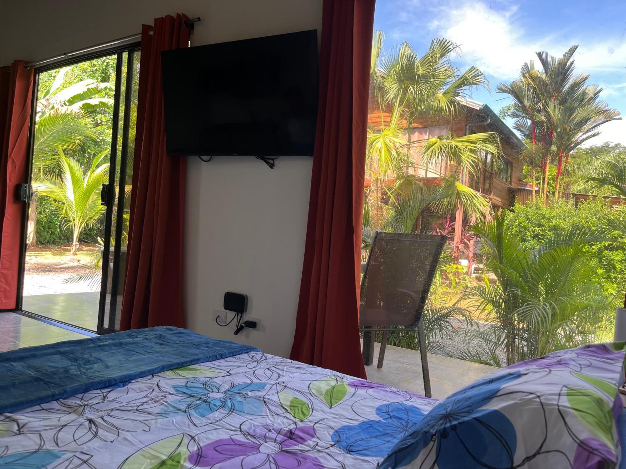 Uvita Oasis Retreat With Villa Cabins And Apartment エクステリア 写真