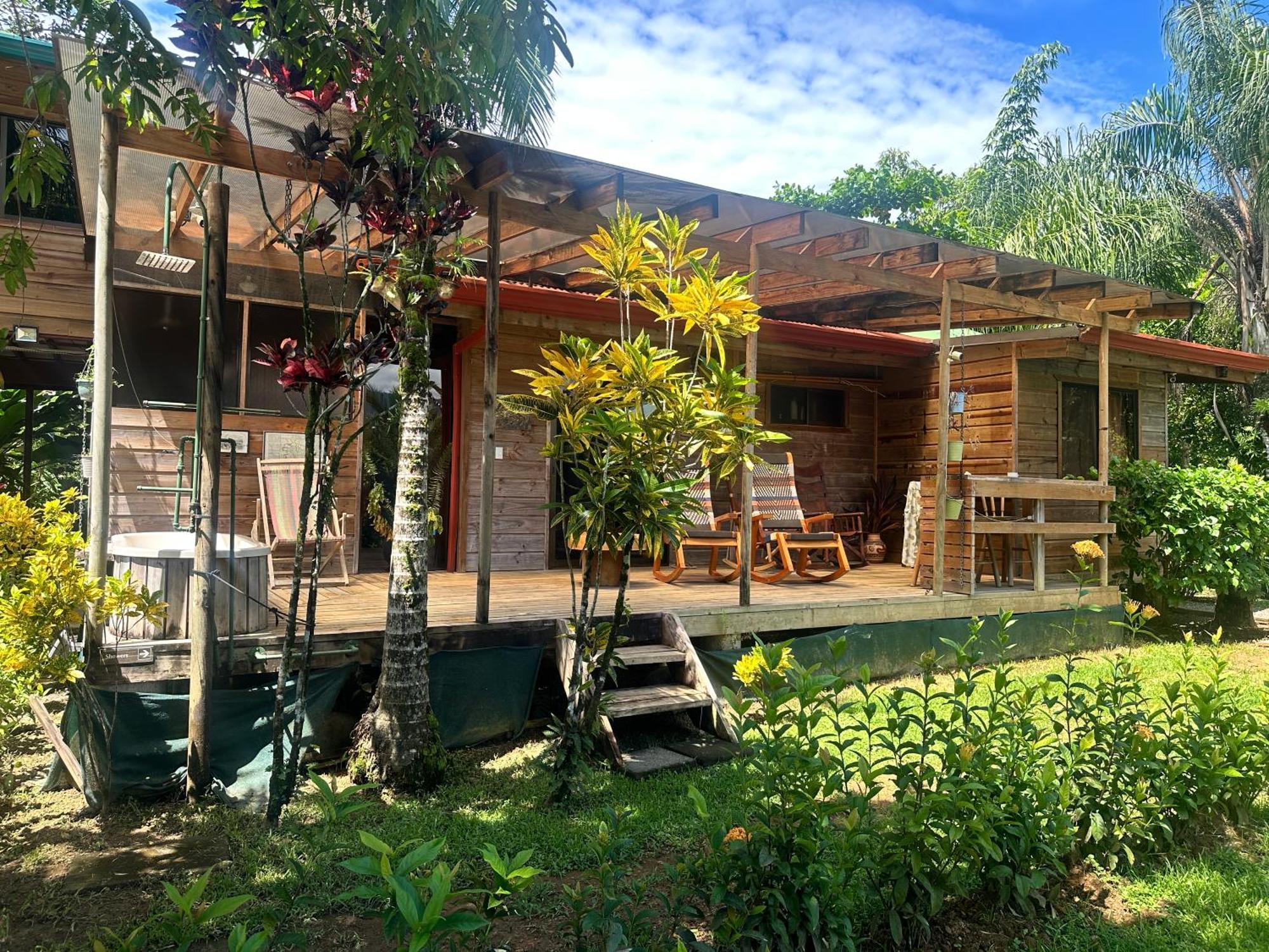 Uvita Oasis Retreat With Villa Cabins And Apartment エクステリア 写真