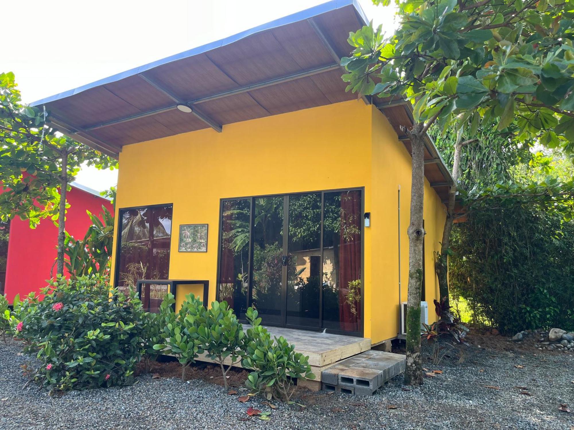 Uvita Oasis Retreat With Villa Cabins And Apartment エクステリア 写真